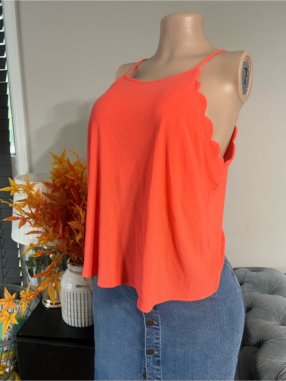 Scallop-Edge Spaghetti Strap Camisole - Bright Orange